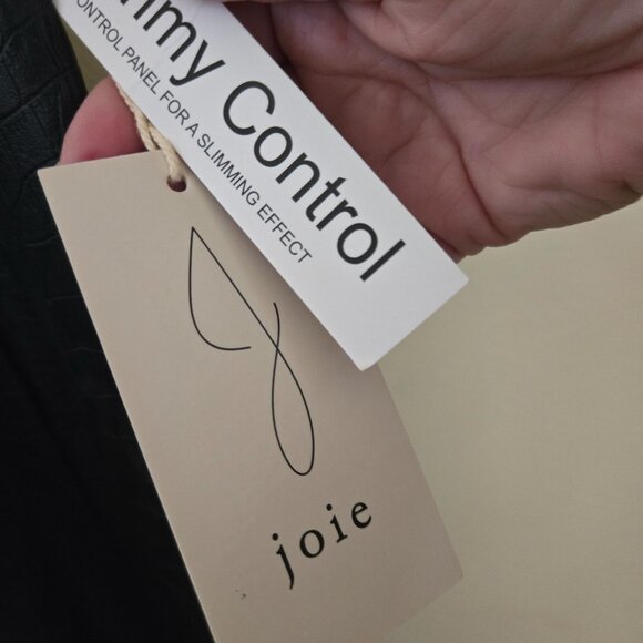 Joie NWT Croc Embossed Faux Leather Pull On Straight Leg Pants Size L - Picture 3 of 6